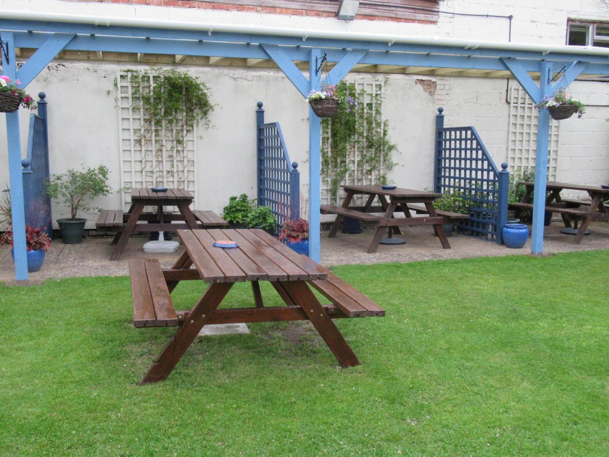 The London Inn Cheltenham Exterior photo